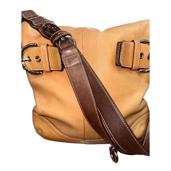 Vintage Coach Soho Slim Convertible Bag . Buttery Soft Caramel Leather - Picture 1 of 13